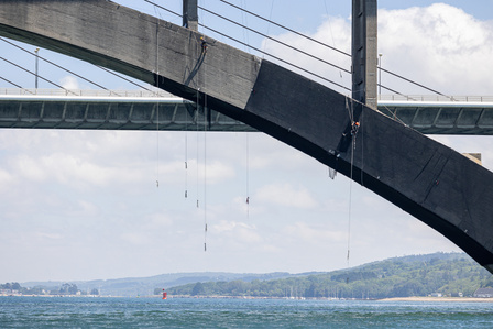 Travaux Acrobatiques opérés par Jarnias à Brest, France photo Bekker Thomas