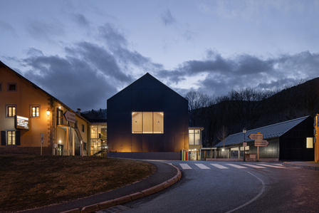 Extension de l'école de la Muraz, Wolff & Mugnier Architectes, Photo : Thomas Bekker