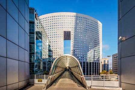 Tour Pacific, by Kisho Kurokawa Architecte @ La Defense  photo : Thomas Bekker for Costar