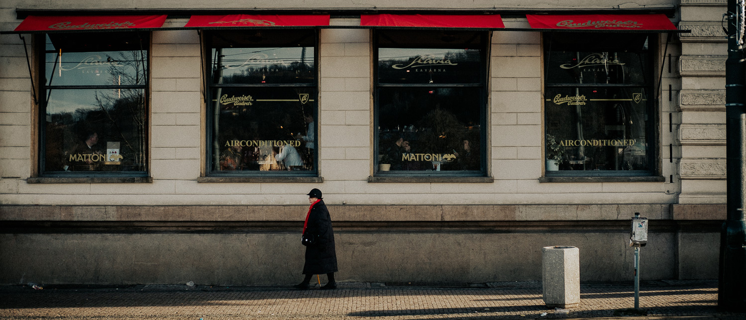 Fuji XF 35mm F2 Street Photography Prag