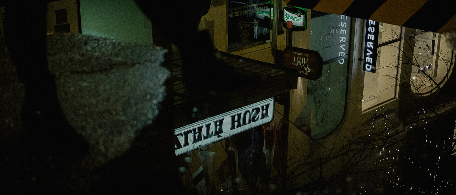 Fuji XF 35mm F2 Street Photography Prag