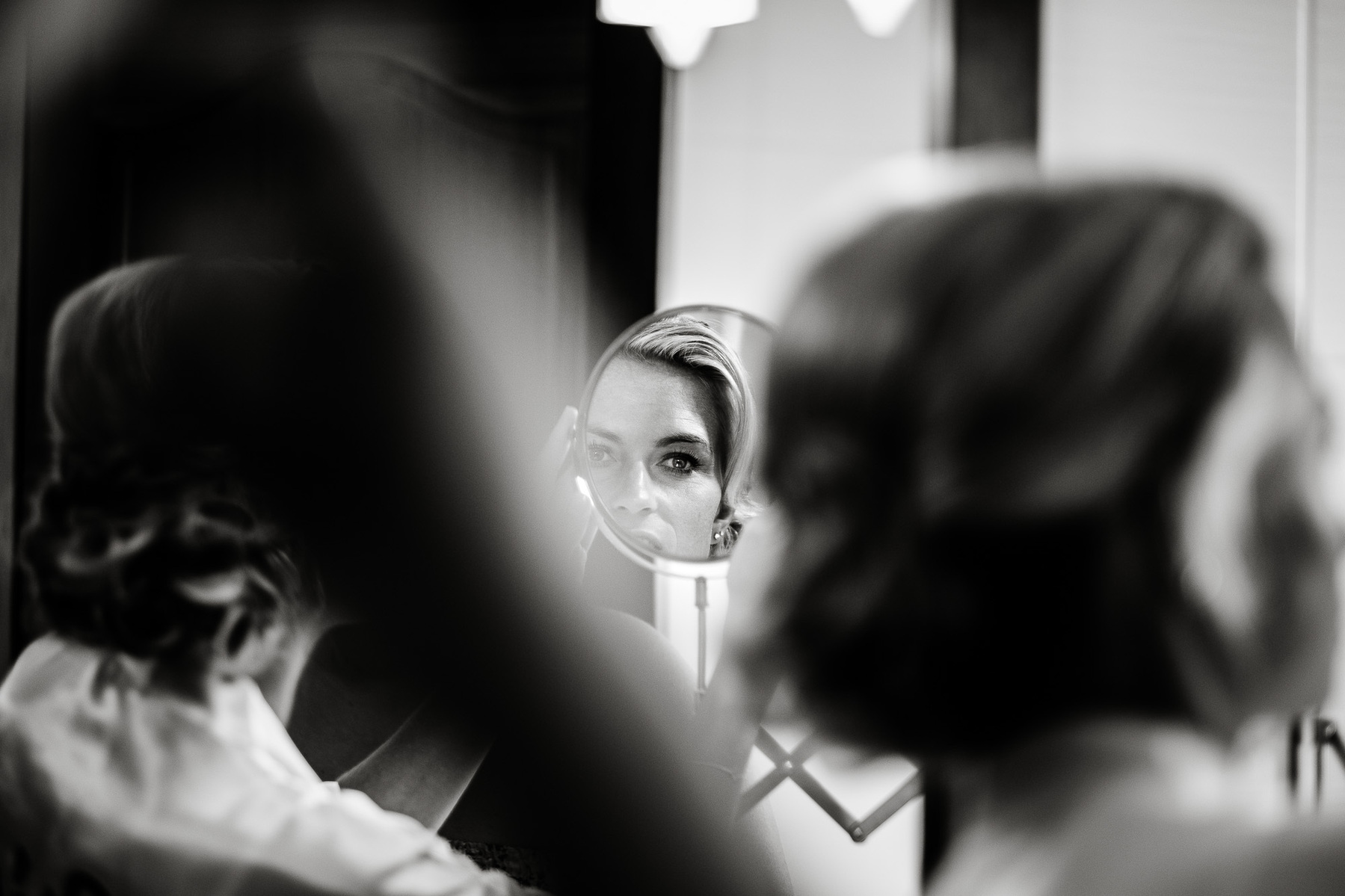 Fuji XF 56mm 1.2 Getting-Ready Braut
