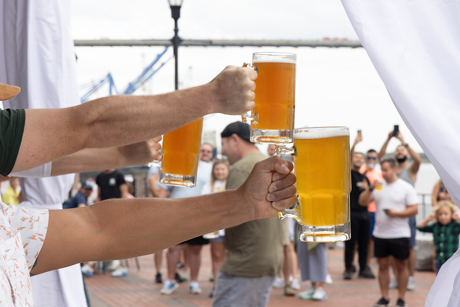 Contestants fight to keep their arms straight –and their honor intact– during an Oktoberfest celebration, Savannah, Georgia, October 2024
