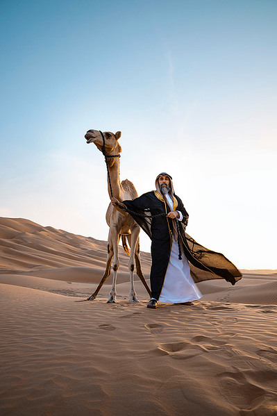 chaz studio Dubai Best Photographer 2022 award-winning best professional newborn photographer maternity photoshoot Abu Dhabi Sharjah Food Product Corporate Portraits wedding events emirates  pregnant couple Photo Studio Near Me Architecture interior
