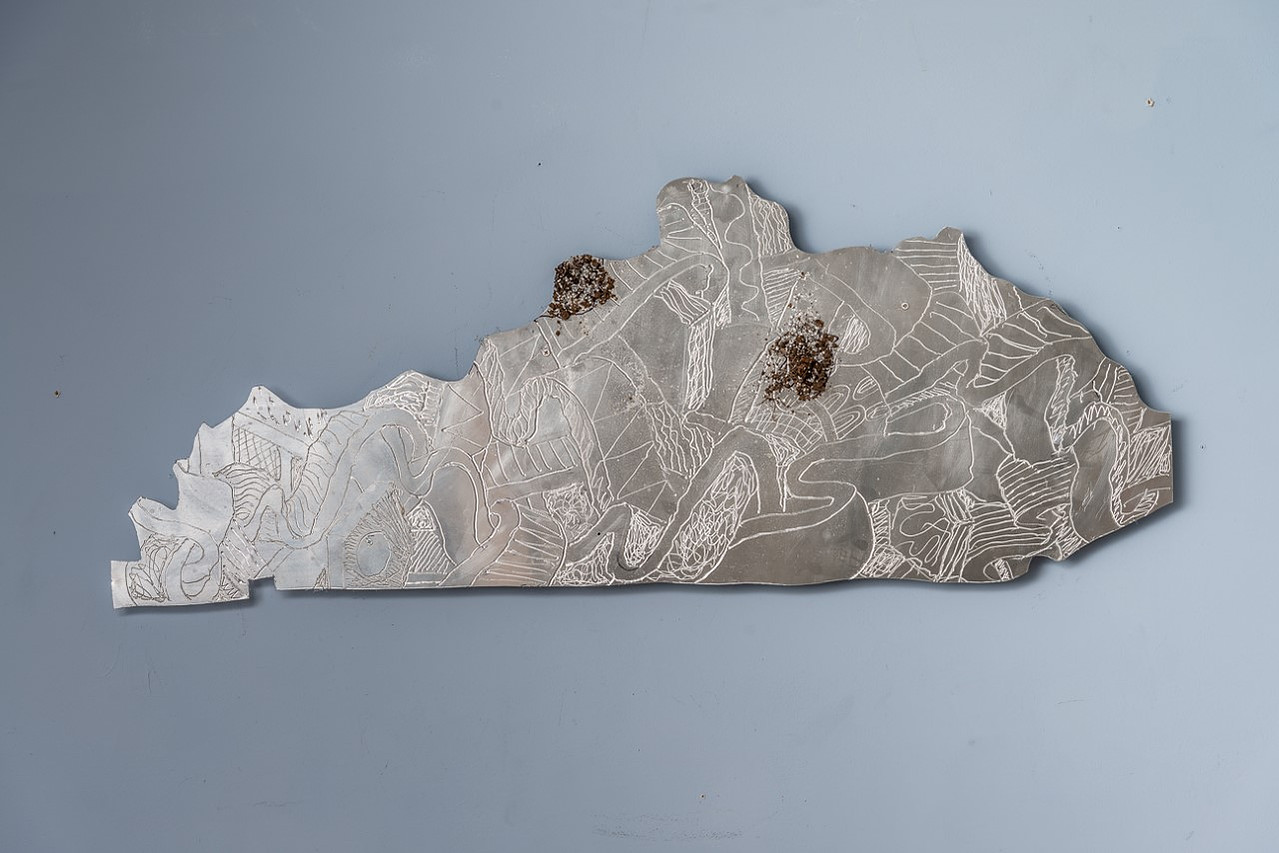 Kentucky- State of Kentucky Shape in Aluminum With Etched Abstract Ties.