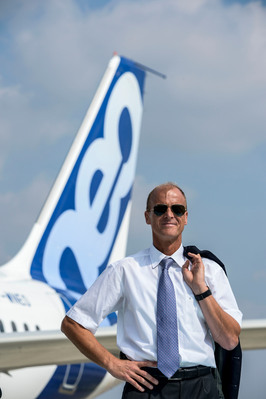 Thomas Enders, PDG de Airbus Group, derive de l Airbus A320neo
