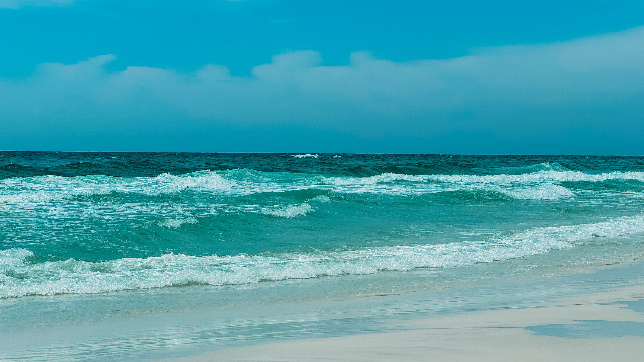 Large wave on a two red flag day.