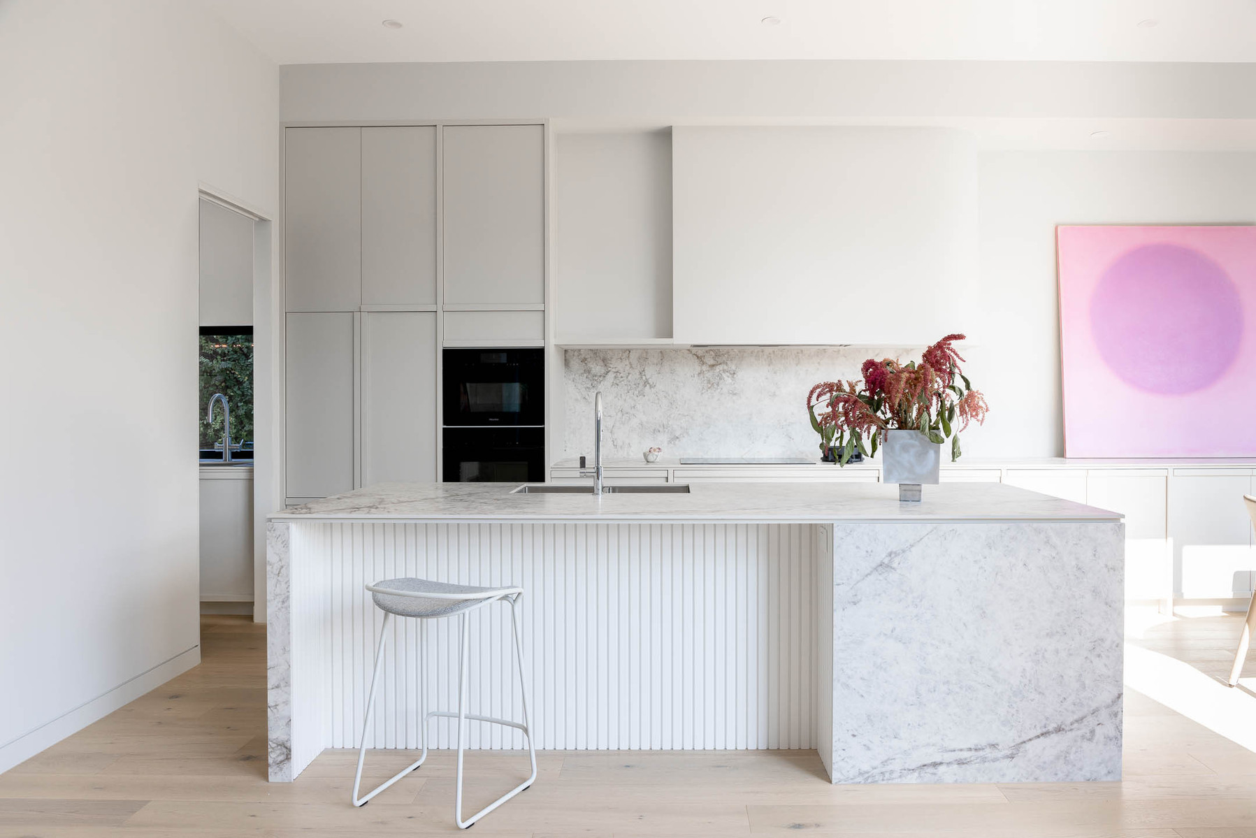 Kube Construction
Ali Kaddour
R and Co Design Studio
Interior design
kitchen design
contemporary kitchen
Melbourne Homes
Williamstown