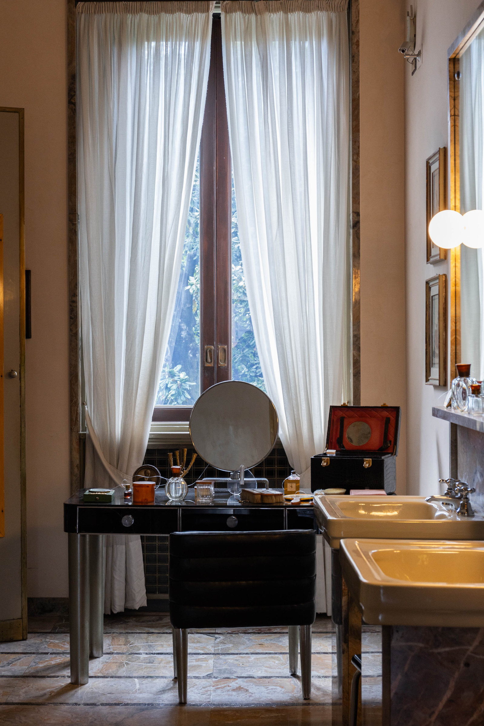 Villa Necchi Campiglio
Milan
Interiors
Interior Photographer
Interior Photographer Melbourne