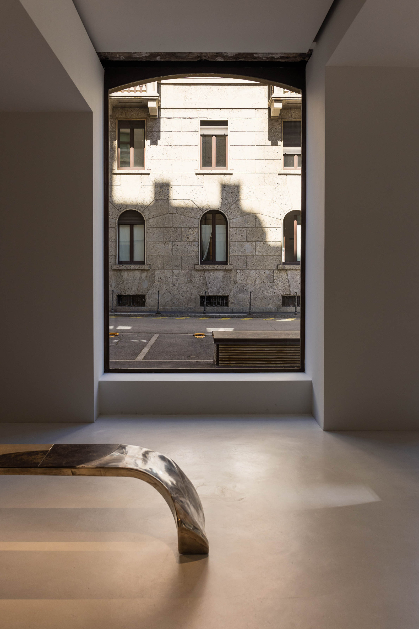Vincenzo De Cotiis Gallery
Archaeology Of Consciousness Exhibition
Art Gallery
Interior Photographer Melbourne
Design
Interiors