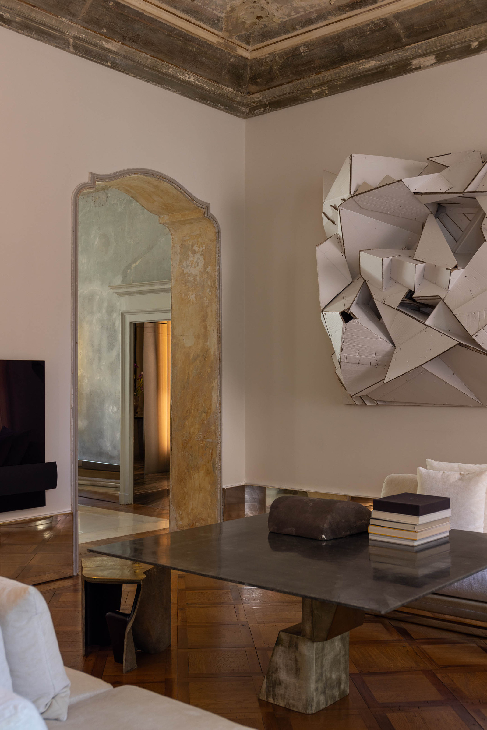 Interior design
Milan apartment
Contemporary Apartment
Travel Milan
