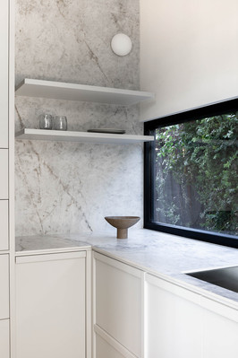 Kube Construction
Ali Kaddour
R and Co Design Studio
Interior design
kitchen design
contemporary kitchen