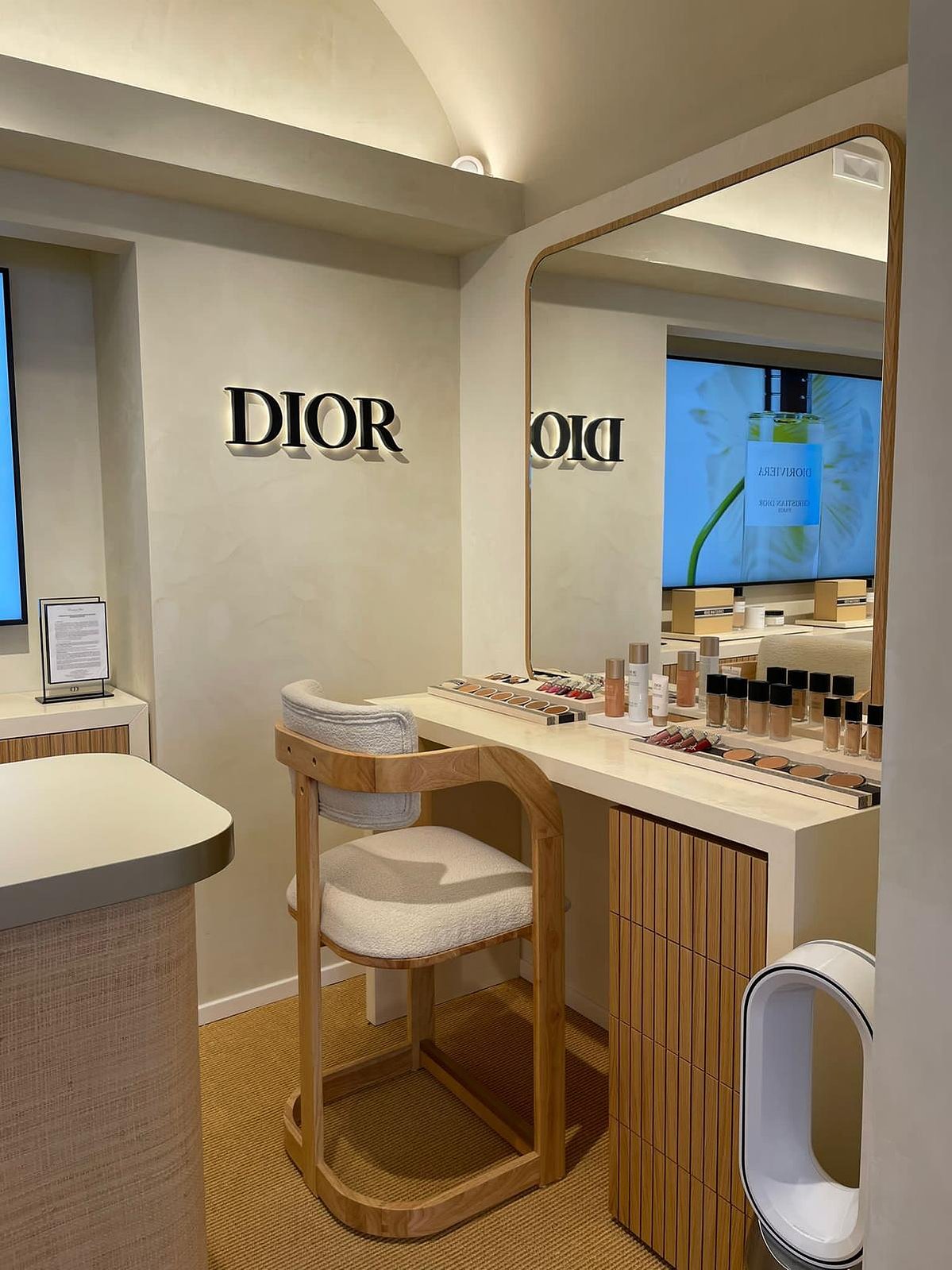 Make up station Dior Parfum Capri