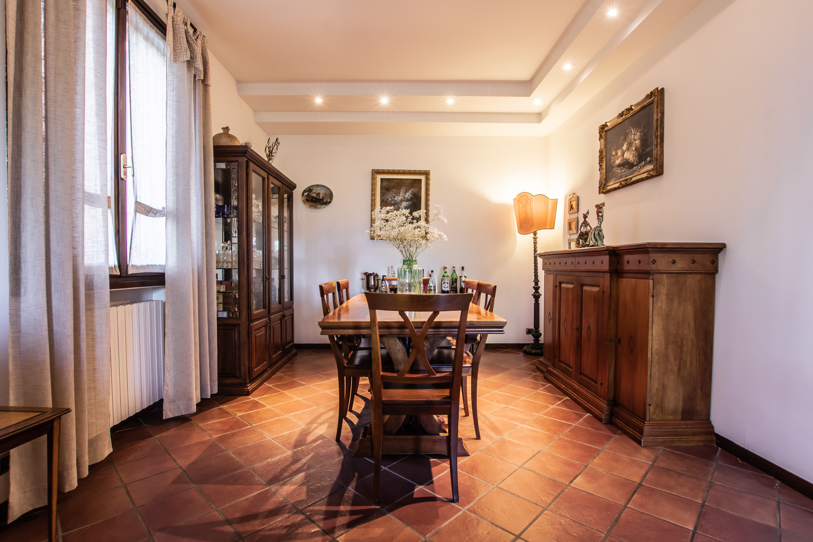 Italian home staging-Italian property styling-Italian real estate marketing-Italian architectural photography-Italian interior photography-Italian real estate photography-decluttering-home staging lovers-Sara Raffeca-raffeca Studio-Raffeca Studio Interior