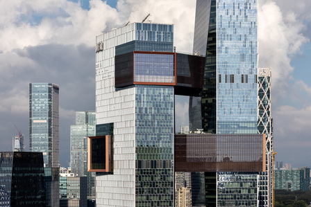 Multistorey bridges of Tencent Seafront Towers in Shenzhen designed by NBBJ.