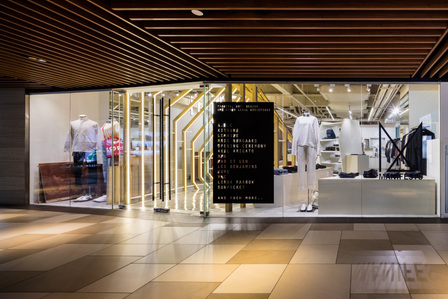 The shopfront of the Manifesto shop in Mandarin Gallery Singapore designed by WY-TO.