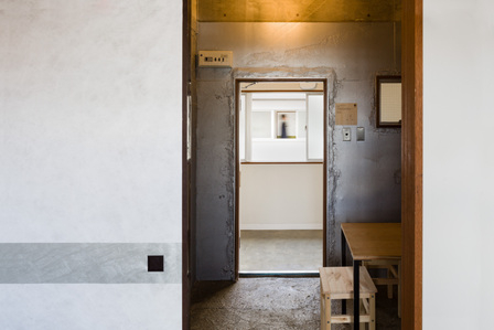 A typical room in Shibamata Futen Hostel located in Tokyo, Japan. It is designed by Tsukagoshi Miyashita Sekkei.