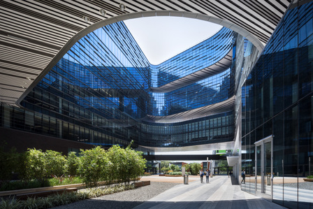 Courtyard of Samsung America Headquarters in San Jose, designed by NBBJ.