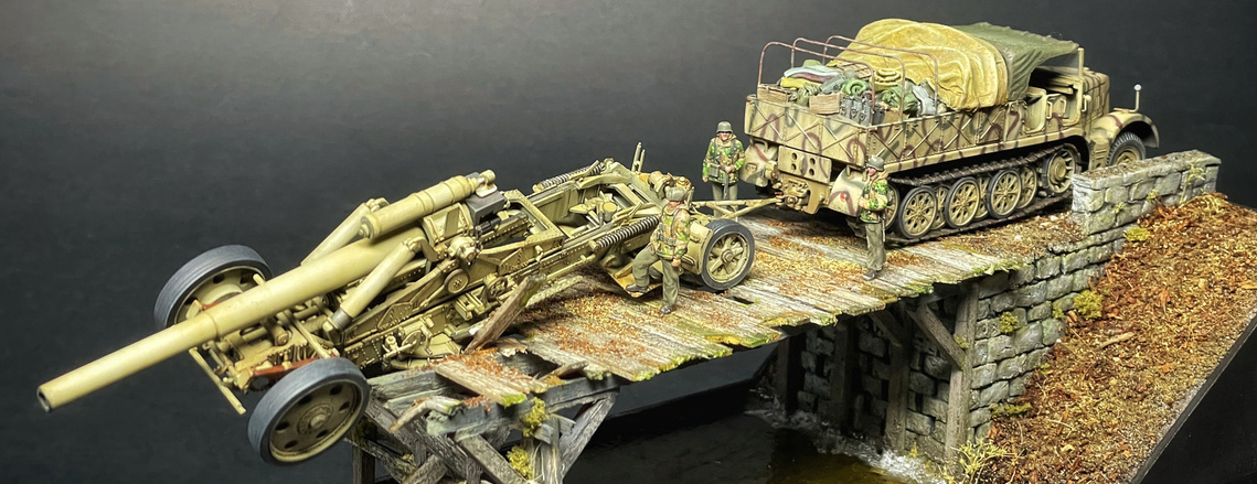 Inspired by an actual period photograph, this diorama depicts a Sd.Kfz. 9 