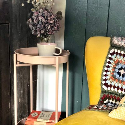 Glamping in old railway carriage ironbridge gorge