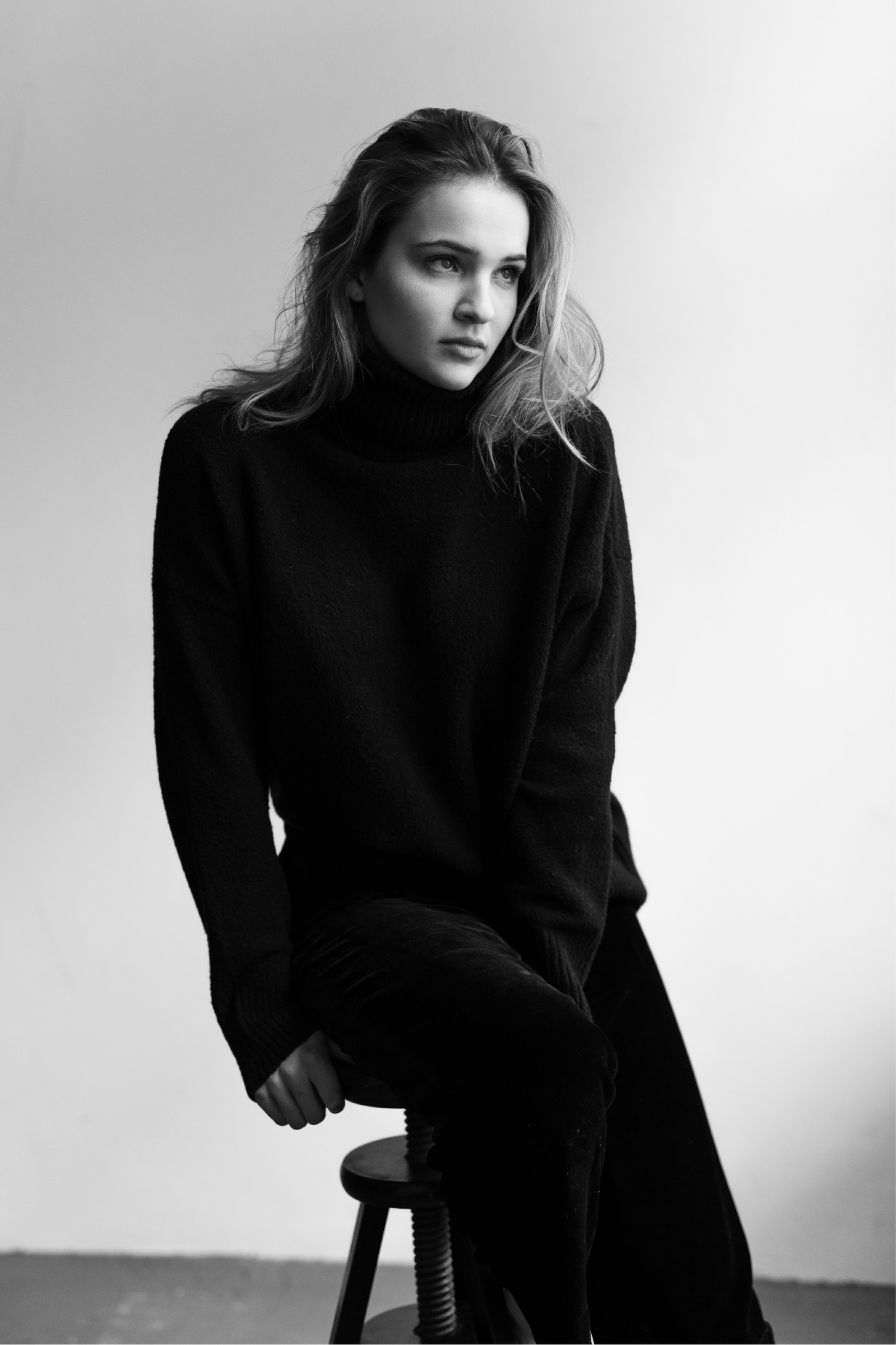 Lisa Vicari, Filmphotography, Kodak Portra, Darknetflix, Dark, Netflix, Actress