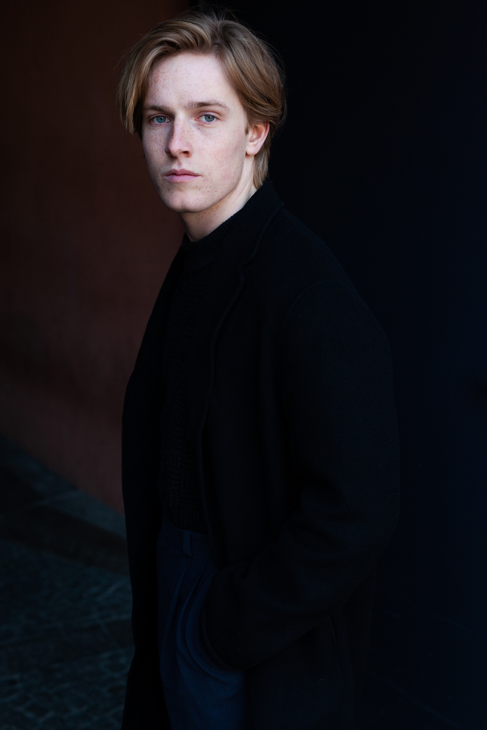 Louis Hofmann, Agentur Players, Dark, Netflix, Darknetflix, Actor, Unter dem Sand, The White Crow