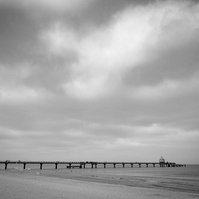 Wolkengebilde über der Seebrücke in Zinnowitz.