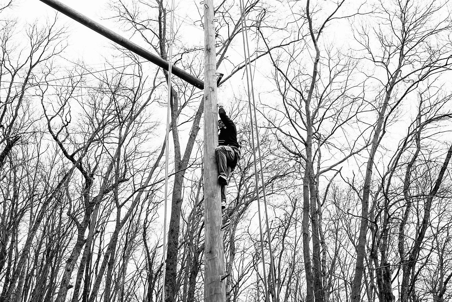 Dave begins his ascent.