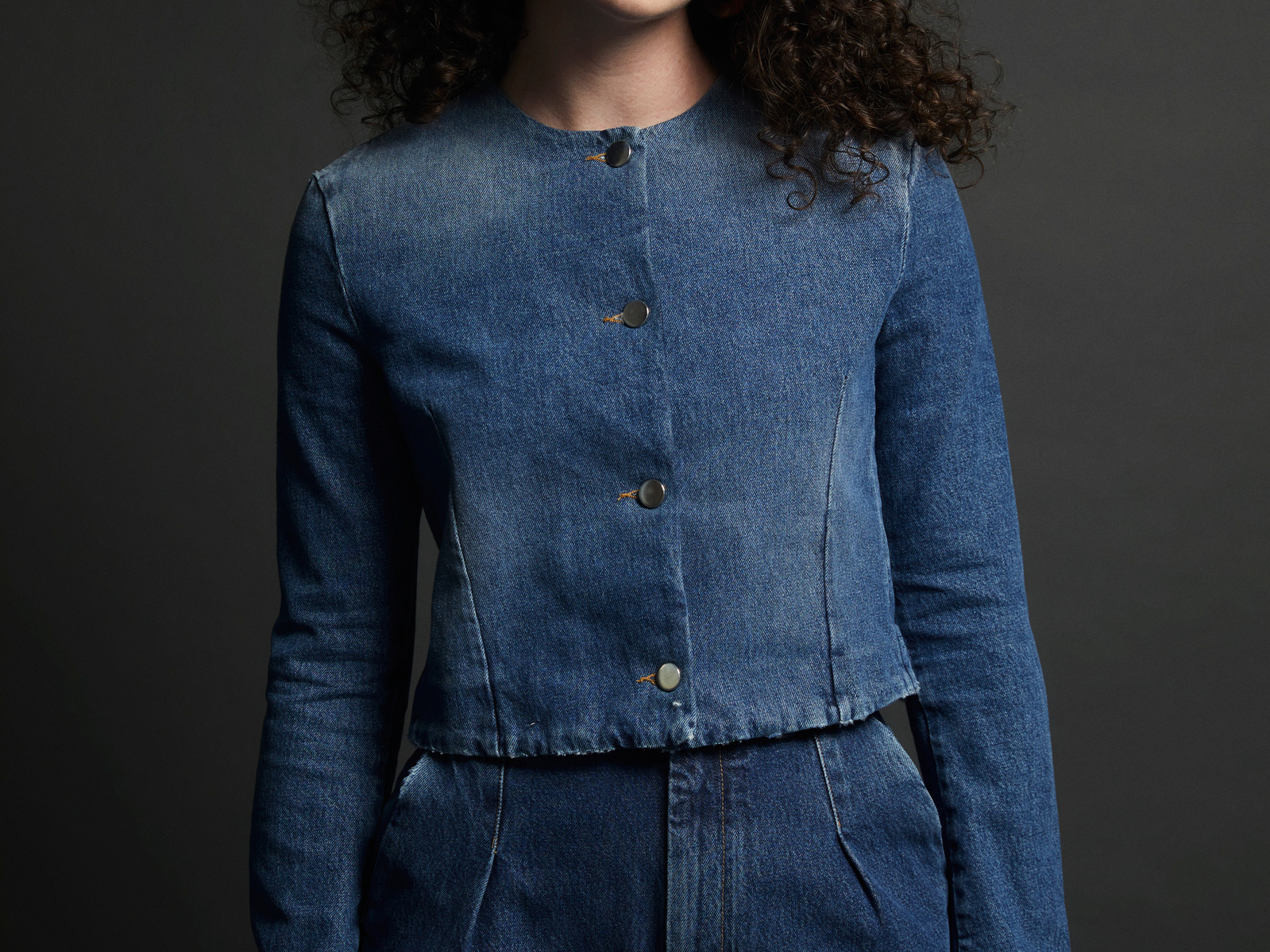 Molly Vevers REVAMP MAGAZINE