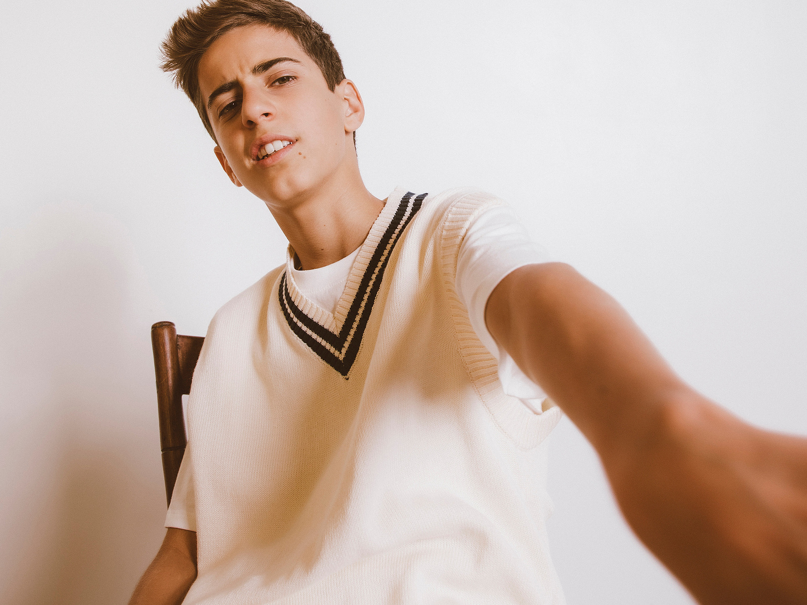 Alkaio Thiele - REVAMP MAGAZINE