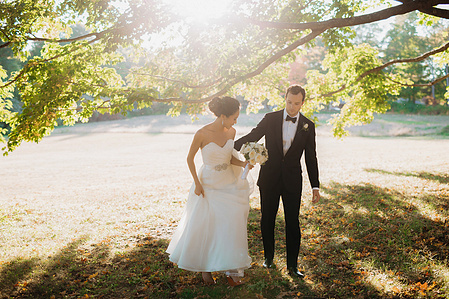 Sunset bride and groom portraits at Lyman Estate in Waltham