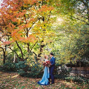 Bride and Groom in Providence on Brown Campus by Providence Wedding photographer Archive Moderne Studio