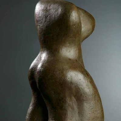 Female figure II. Bronze sculpture. 90 x 30 x 30 cm. 2002.