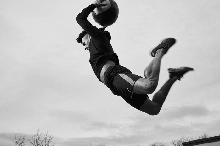 Lifestyle, fitness, activewear, and athleisure photographer and director Christopher Malcolm based in Los Angeles and serving advertising, commercial, and editorial clients