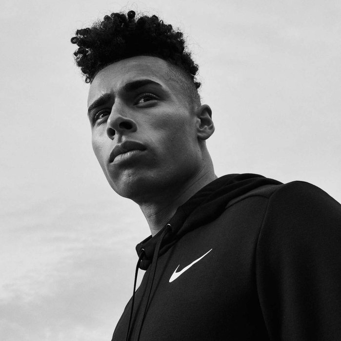 Lifestyle, fitness, activewear, and athleisure photographer and director Christopher Malcolm based in Los Angeles and serving advertising, commercial, and editorial clients