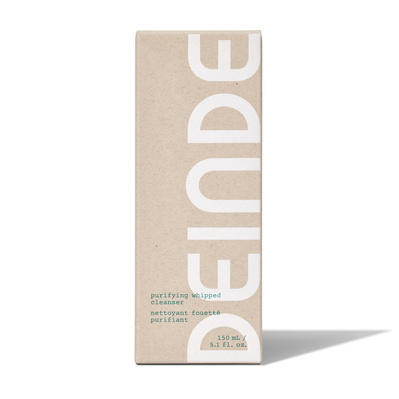 A secondary packaging angle of Deinde’s skincare line, reinforcing the brand’s commitment to sustainability and minimalist design. Photographed by Los Angeles product photographer Alex Kapustin at Rig Studio LA.