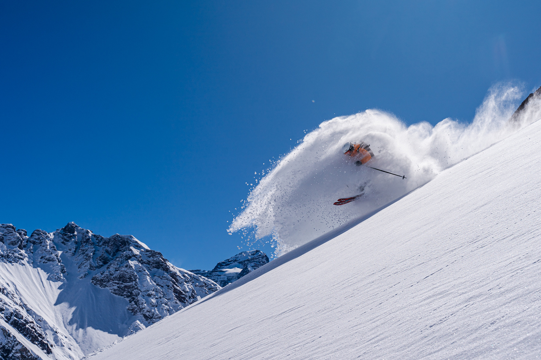 Amie Engerbretson skiing powder in Portillo Chile