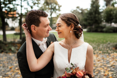 Hochzeitsfotos im Rittergut Störmede von dem Hochzeitsfotografen Florian Finke aus Paderborn - Brautpaarshooting Rittergut Störmede