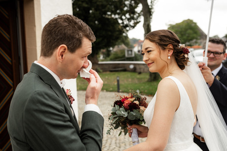 Hochzeitsfotos im Rittergut Störmede von dem Hochzeitsfotografen Florian Finke aus Paderborn - Emotionen