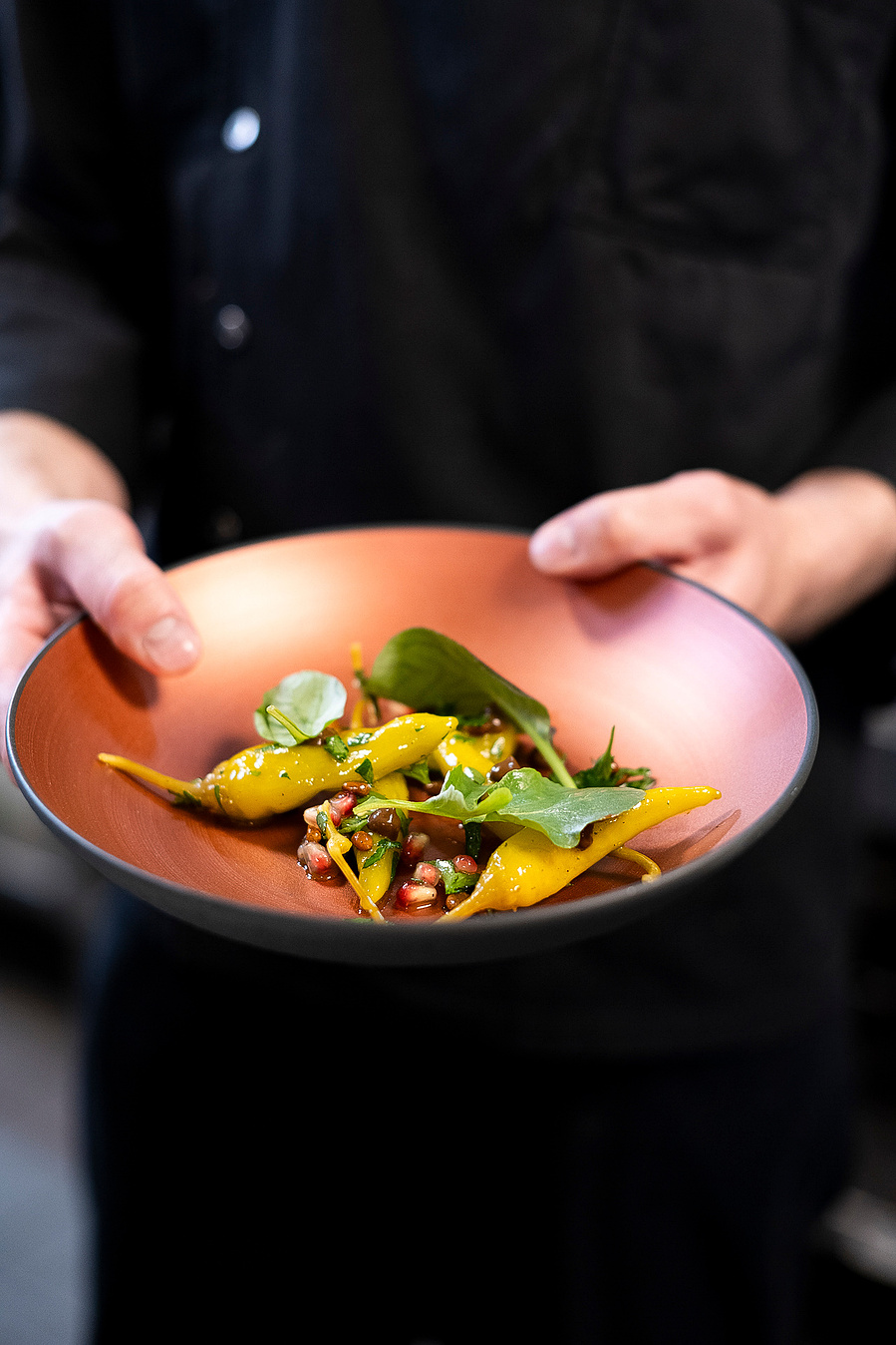 Authentische Corporate Restaurant Fotografie für Unternehmen in Fürth, Nürnberg und deutschlandweit. Businessportraits, Teamfotos & Imagebilder von Marion Stephan – professionell & modern.