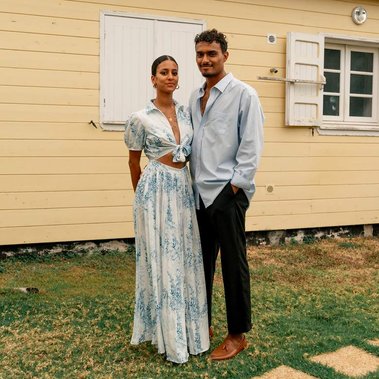 Florian Lafosse & Hélène ensemble. Photographe professionnel de mariage à La Réunion