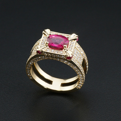 This stunning 1.84ct natural ruby ring in yellow gold features 162 round brilliant cut diamonds (I quality, VS/SI clarity, E-F colour). The vibrant ruby contrasts beautifully with the diamonds, creating an elegant piece perfect for special occasions.
