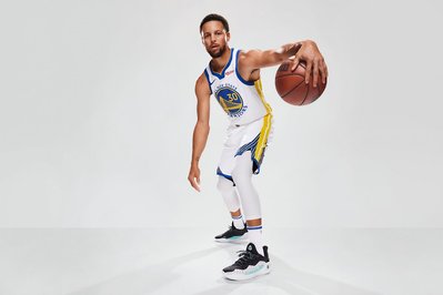 "Grooming for Steph Curry", Warriors on GSW media day"