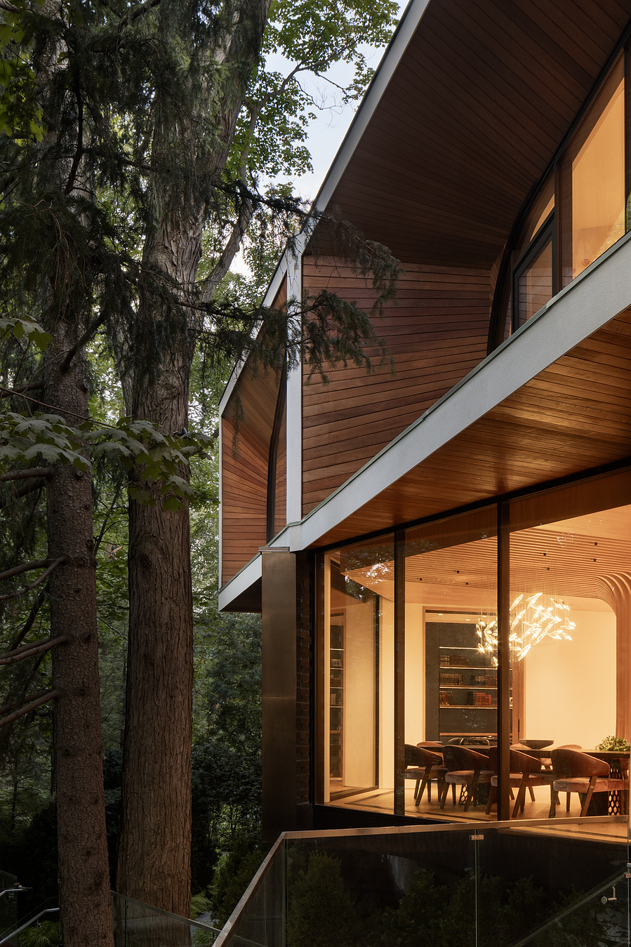 Toronto Custom Residence architecture photographer captures twilight soht of luxury home in Toronto designed by BA Collective architects based in LA California. Adrian Ozimek toronto architecture and interior design photographer