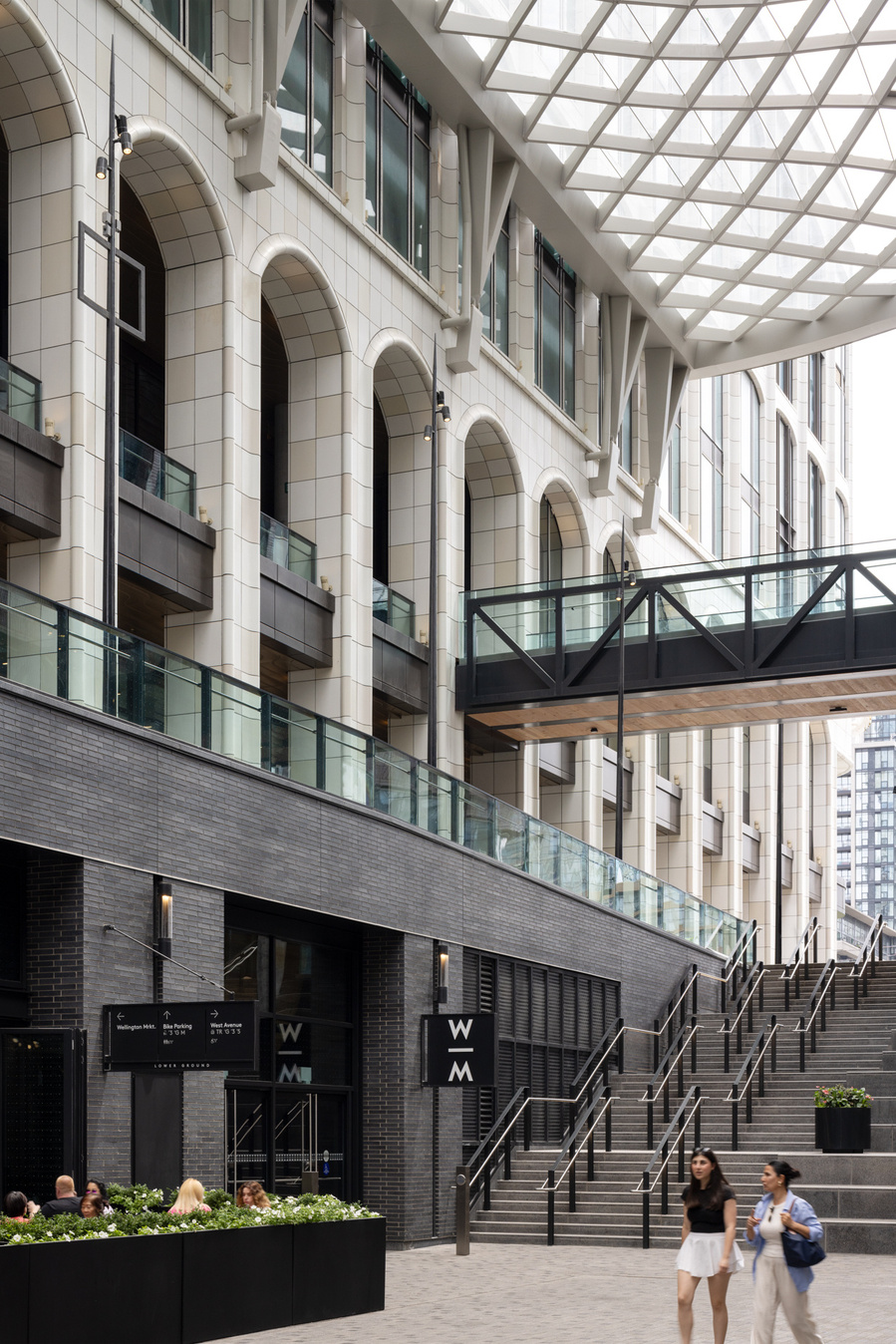 Toronto architecture photographer, The Well photography. The Well Toronto condominiums offer 2 distinct living opportunities; urban living along Front Street and boutique signature living along Wellington Street. 