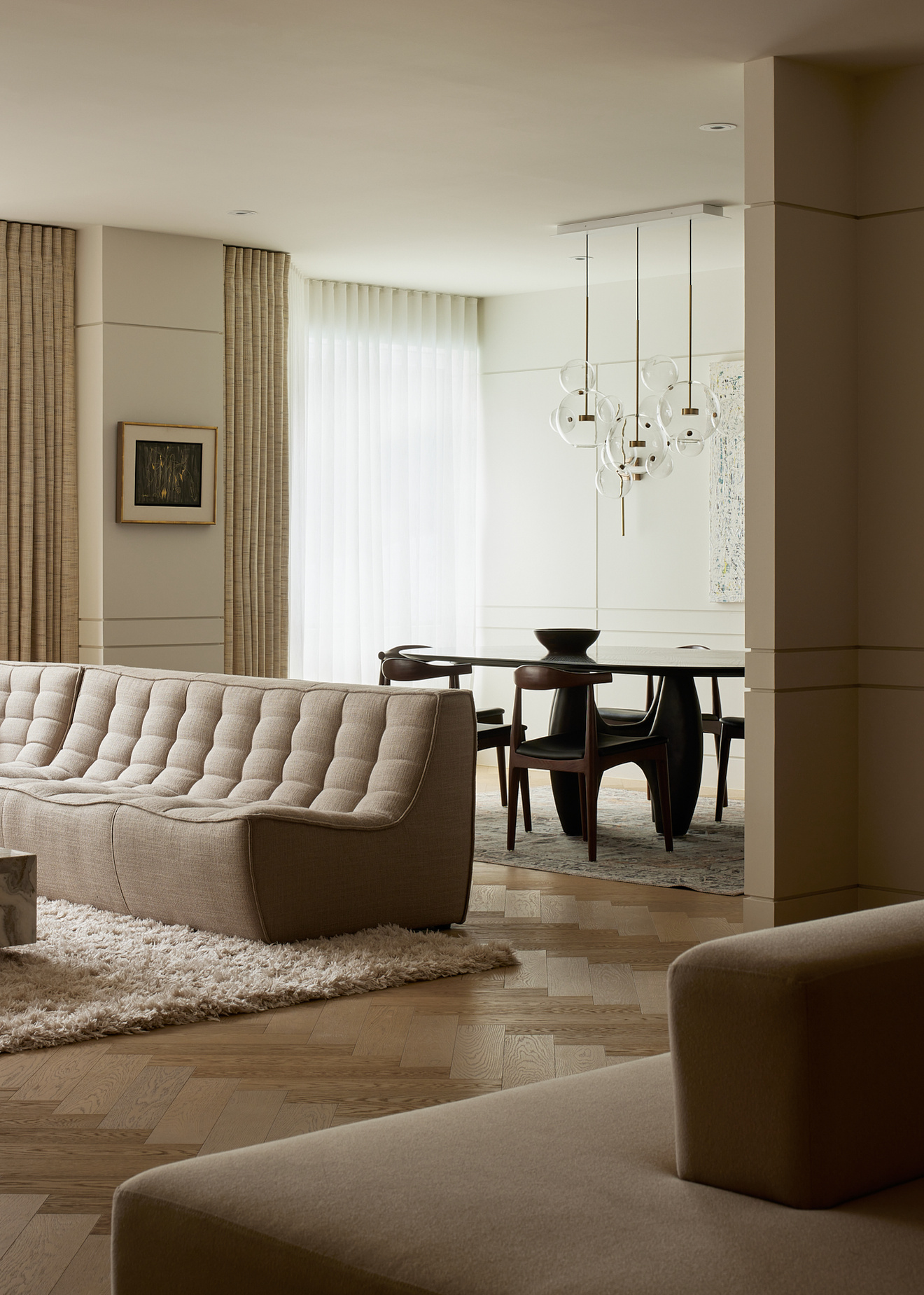 Toronto condo luxury fit out, interior design by Belgium based Studio P Architects. Photographed by Canadian Architectural photographer Adrian Ozimek. 
