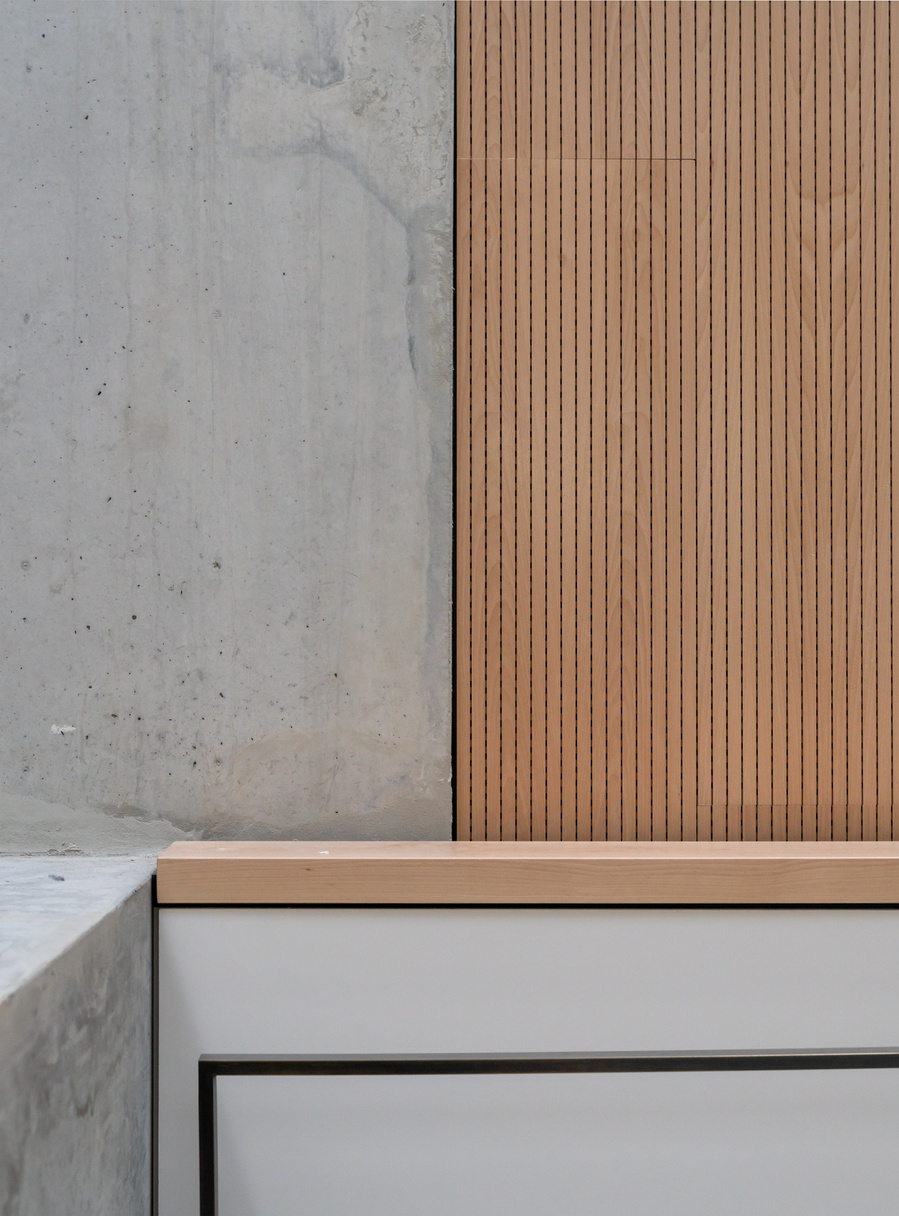 University of Toronto Myhal Centre. Architect: Montgomery Sisam Architects. Taken by Adrian Ozimek Toronto, Vancouver, Nova Scotia architectural and interiors photographer.  Interior staircase wood design