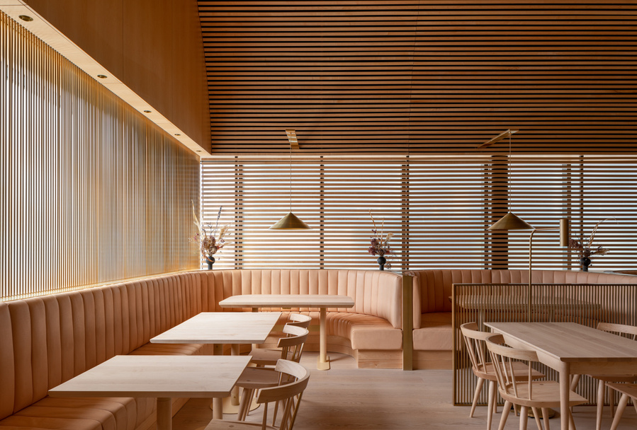 Toronto, Nova Scotia, Vancouver architectural and commercial photographer, Adrian Ozimek creates striking and professional architectural and interior photographs. Prime Seafood Palace Omar Gandhi Architects, restaurant Toronto