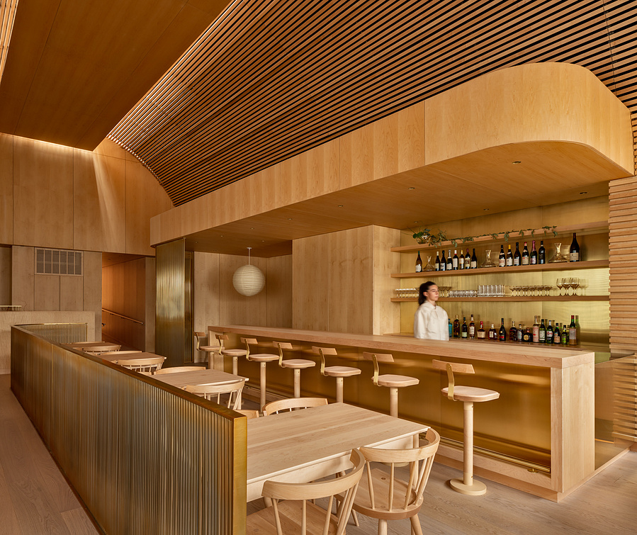 Toronto, Nova Scotia, Vancouver architectural and commercial photographer, Adrian Ozimek creates striking and professional architectural and interior photographs. Prime Seafood Palace Omar Gandhi Architects, restaurant Toronto