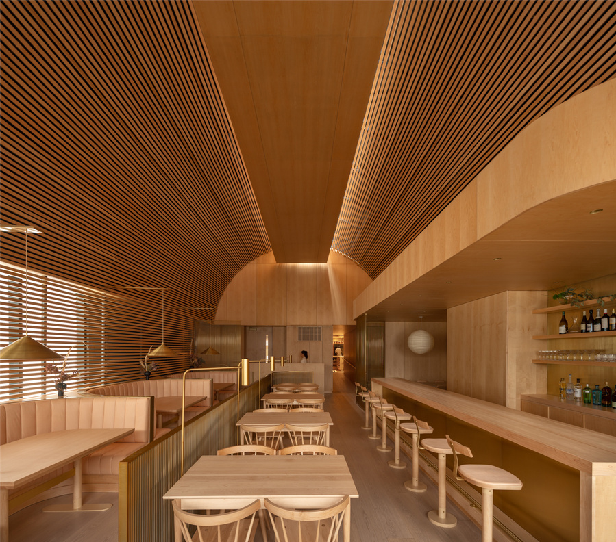 Toronto, Nova Scotia, Vancouver architectural and commercial photographer, Adrian Ozimek creates striking and professional architectural and interior photographs. Prime Seafood Palace Omar Gandhi Architects, restaurant Toronto